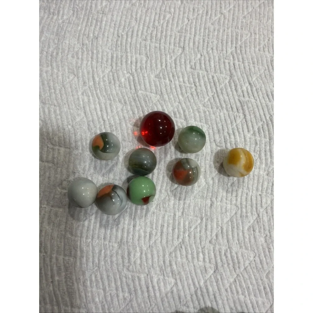 Lot Of 13 Vintage Marbles 11-regular 1- Shooter 1-mini 4 Damaged